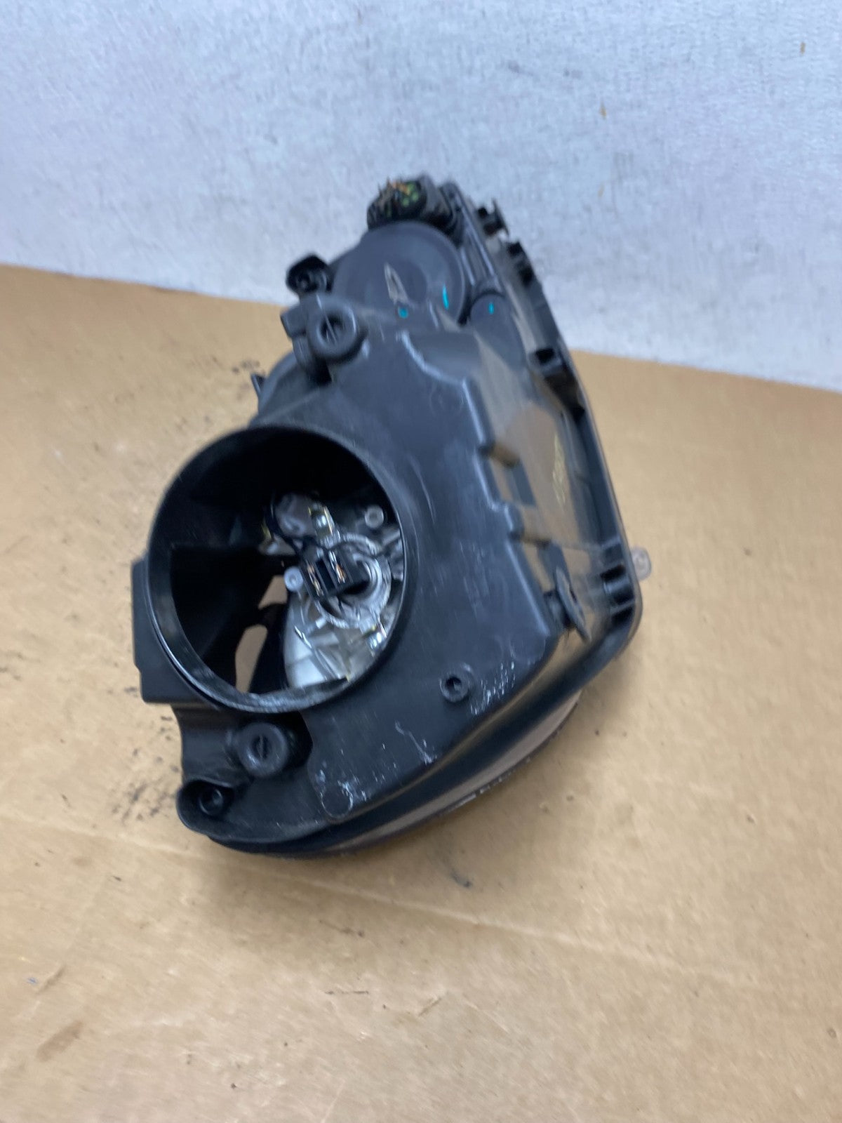 2010-2014 Volkswagen Golf MK6 GTI Left Driver LH Halogen Headlight AD4683 DW8