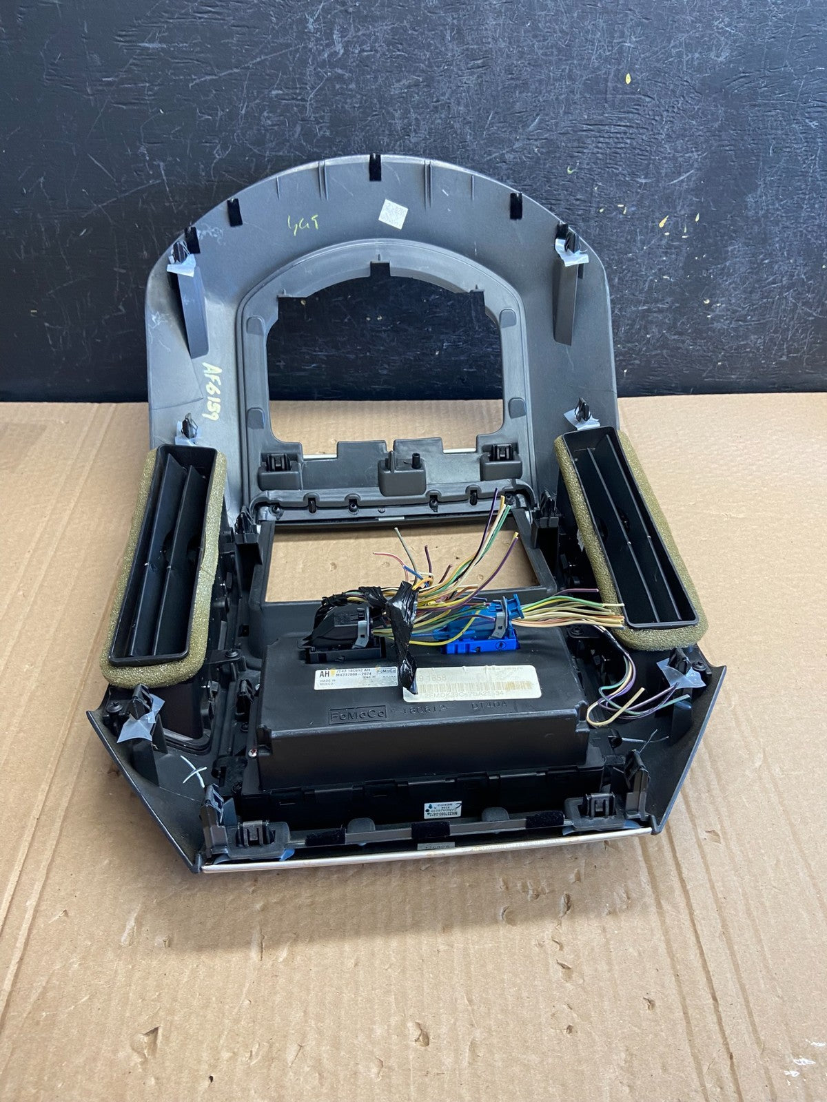 2007 - 2010 Ford Edge Heater Climate Control Radio Control Dash Bezel af6159 DG4