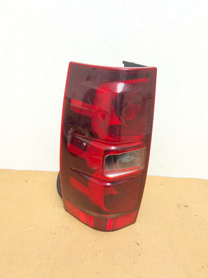 2008-2014 Chevrolet Tahoe Suburban Driver Lh Left Side Tail Light AC8501 DW0