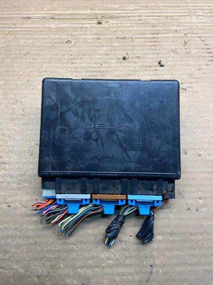 2003-2006 Silverado Suburban Tahoe Body Control BCM Module AE4674 DG1