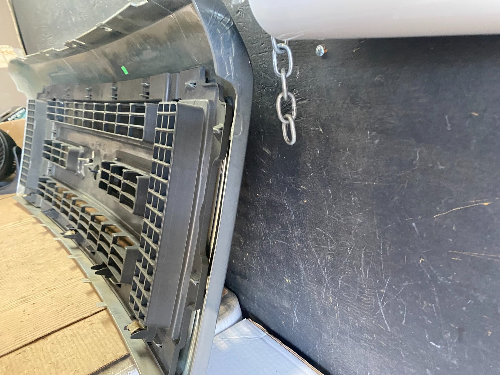 2008 to 2014 Ford Econoline E150 E250 Front Upper Chrome Grill Grille p8776 DG7