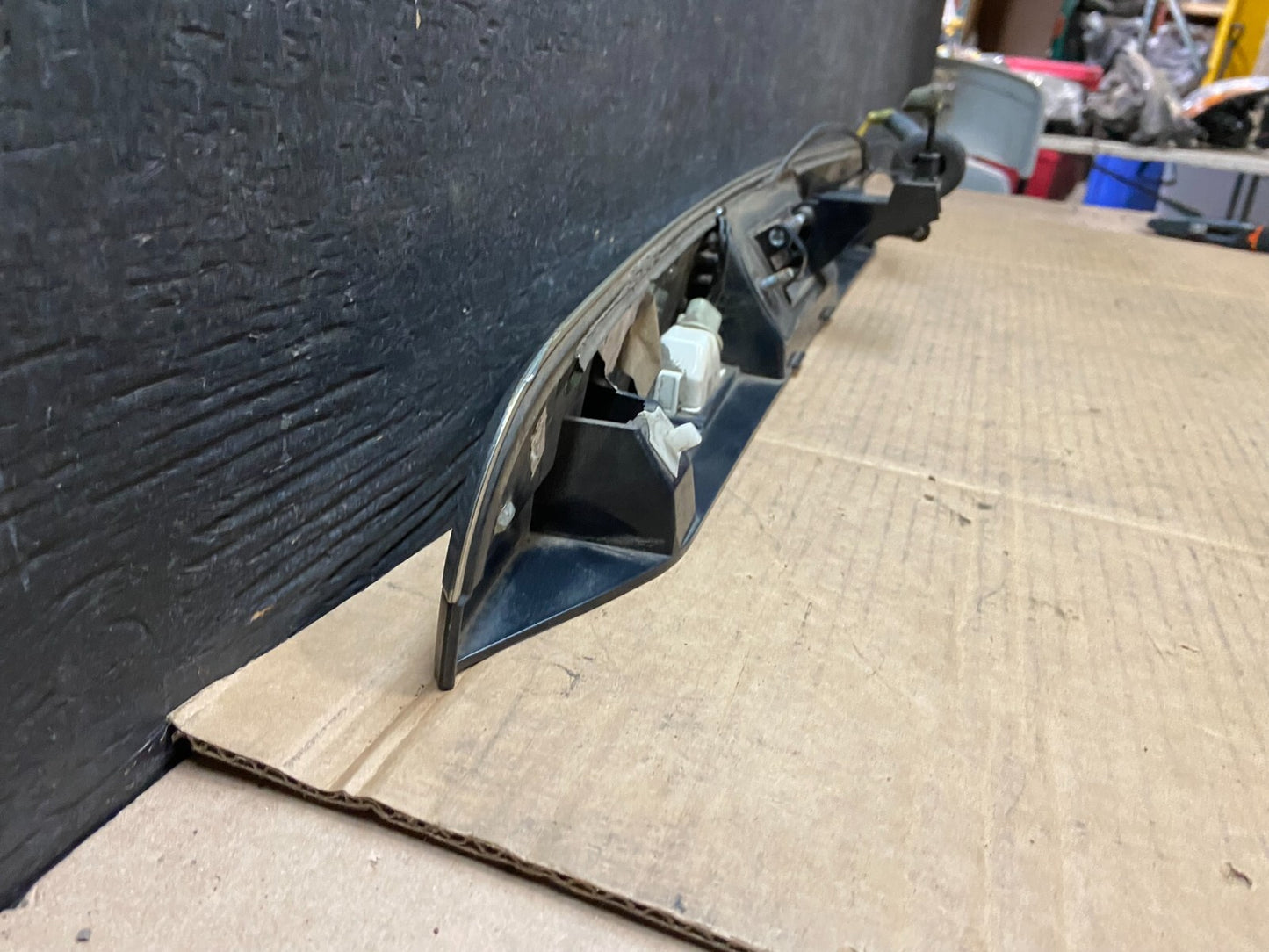 2008 to 2010 Chrysler Town & Country Tailgate Trim w/o Camera Panel OEM i3103 GD6