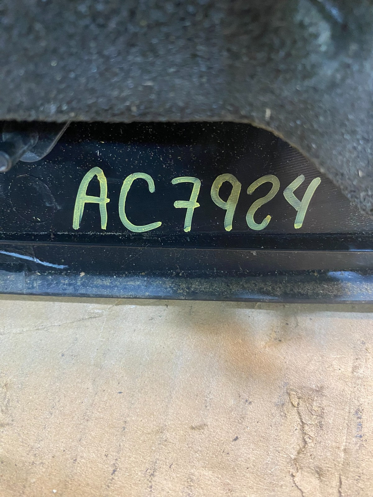 2004 to 2009 Mazda 3 Right Passenger RH Side View Door Mirror AC7924 DG11