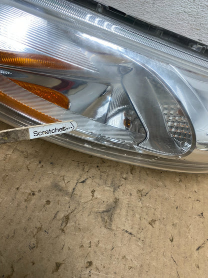 2011-2014 Nissan Juke Turn Signal Headlight Left Driver LH Halogen AD3051 DW3