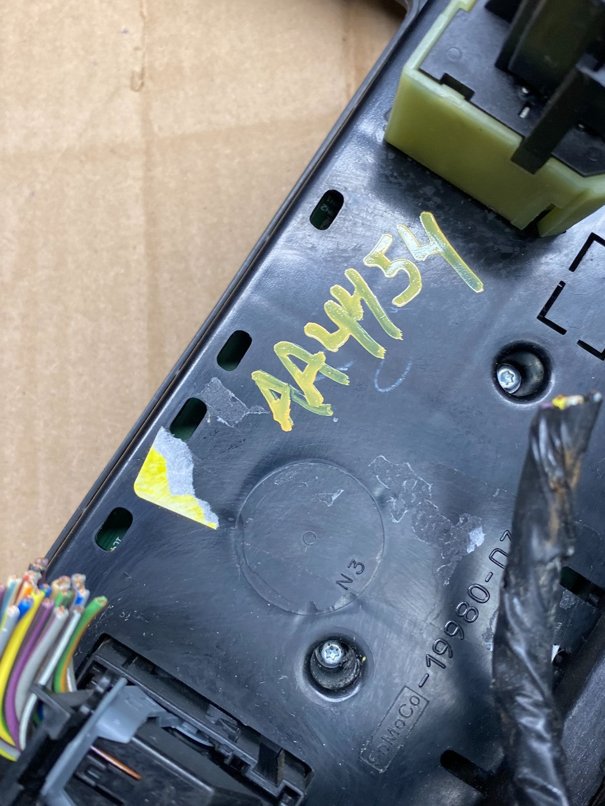 2008-2010 Ford F250 F350 Radio Climate Control Radio Dash Bezel Panel AA4454 DG7