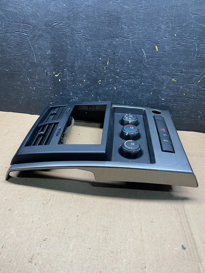 2008 to 2012 Jeep Liberty Dash Climate Temperature Control Radio Bezel R6341 DG2