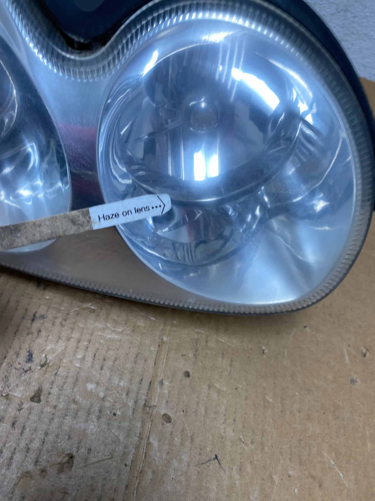 2002-2005 Hyundai Sonata Right Passenger Headlight Halogen AE0685 DW5
