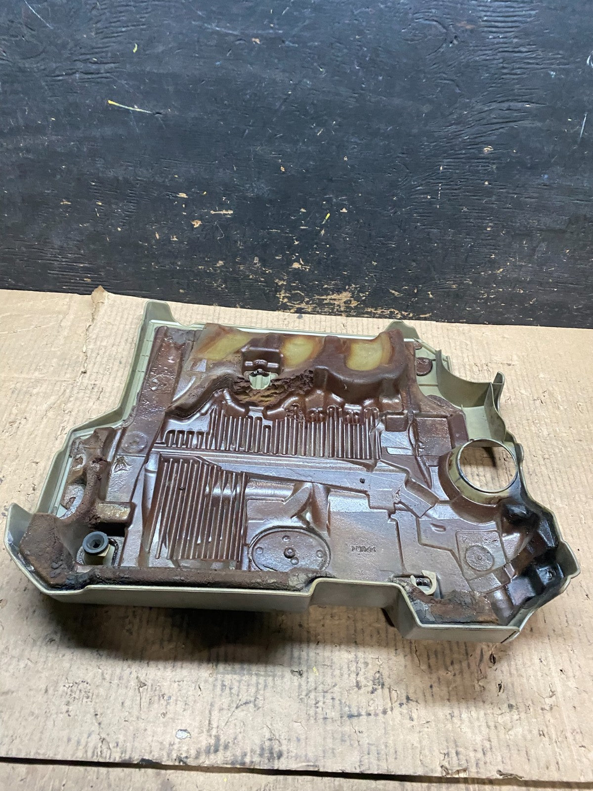 2008 to 2010 Toyota Highlander Toyota Rav4 Top Engine Cover Lid U6169 DG5