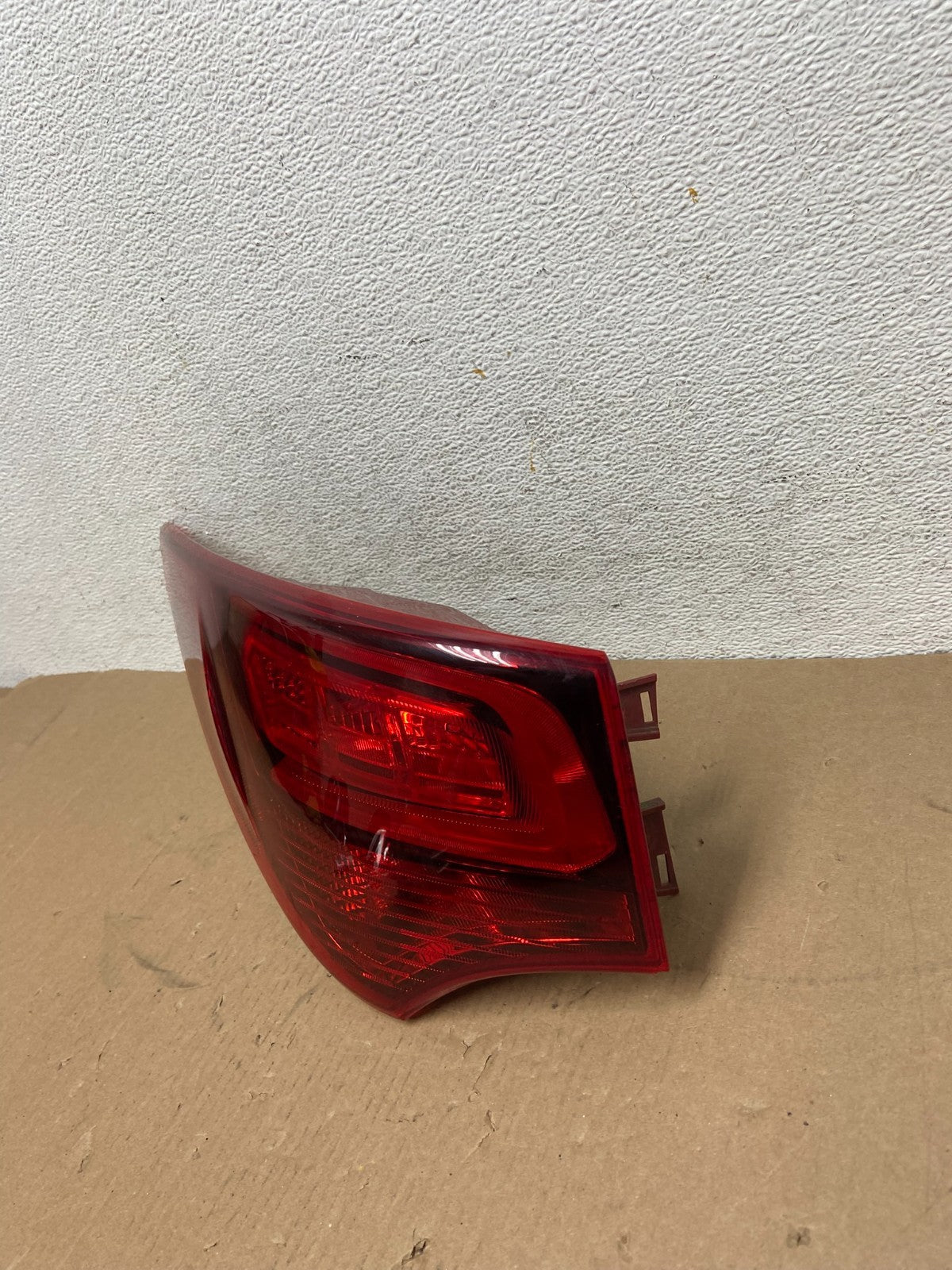 2017 - 2018 Hyundai Santa Fe Left Driver LH Side Tail Light AD6466 DG1