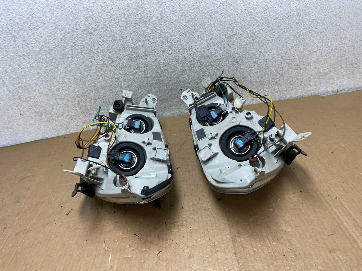 2008 to 2012 Chevrolet Malibu Left+Right Side Set Headlights AI9112 DW10