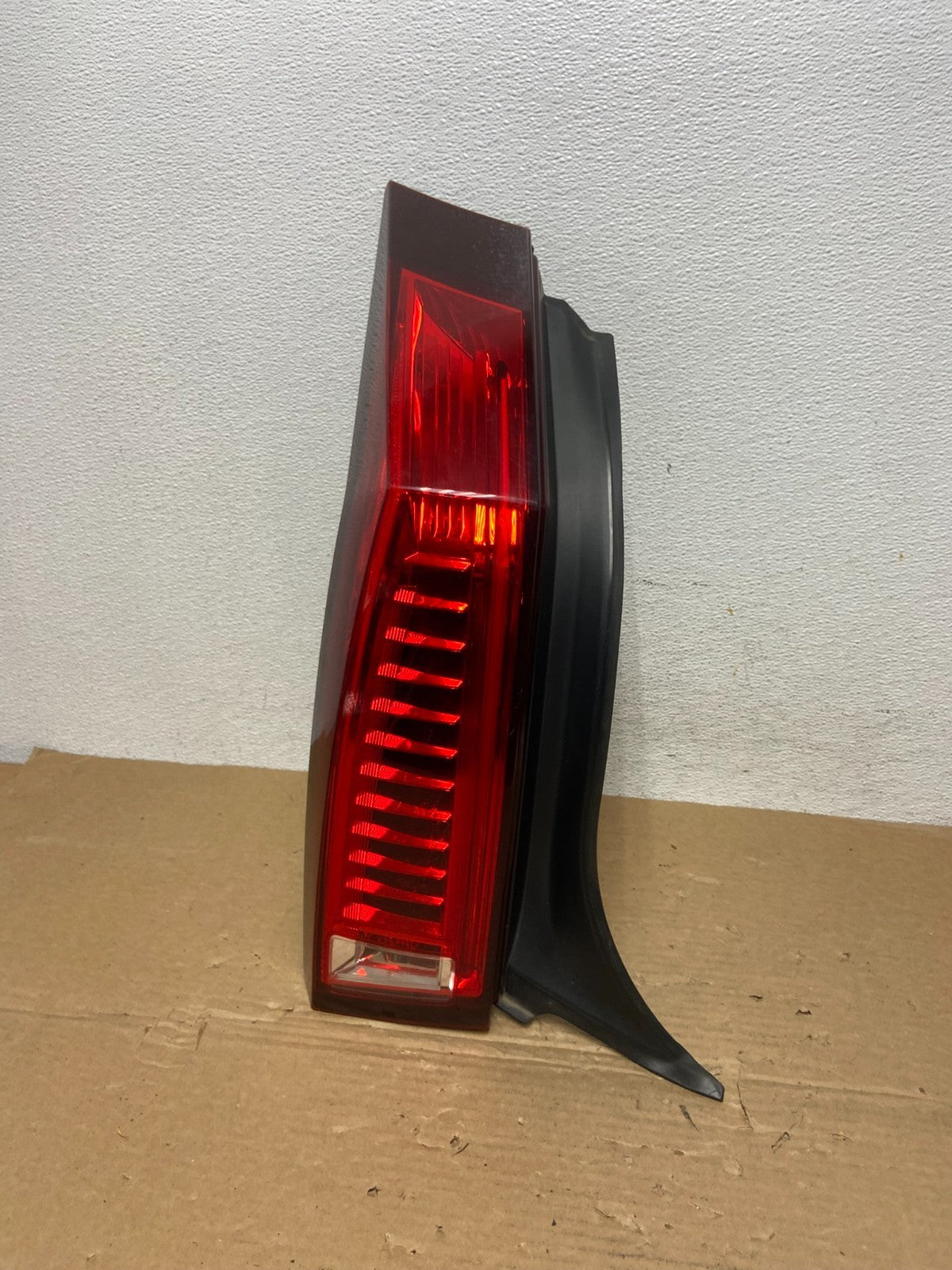 2011 to 2014 Cadillac Cts Coupe Left Driver Lh Side Tail Light AD3971 DG0