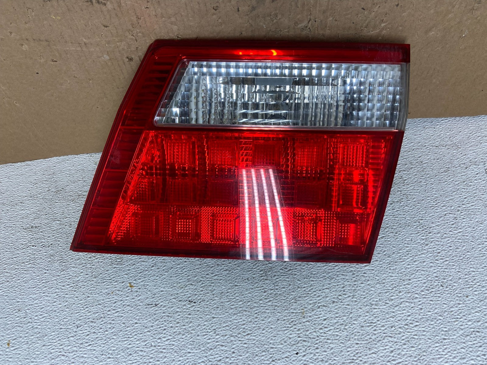 2005 2006 2007 Honda Odyssey Inner Right Passenger RH Tail Light AD8251 DW0