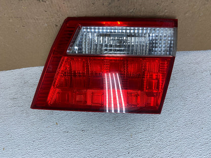 2005 2006 2007 Honda Odyssey Inner Right Passenger RH Tail Light AD8251 DW0