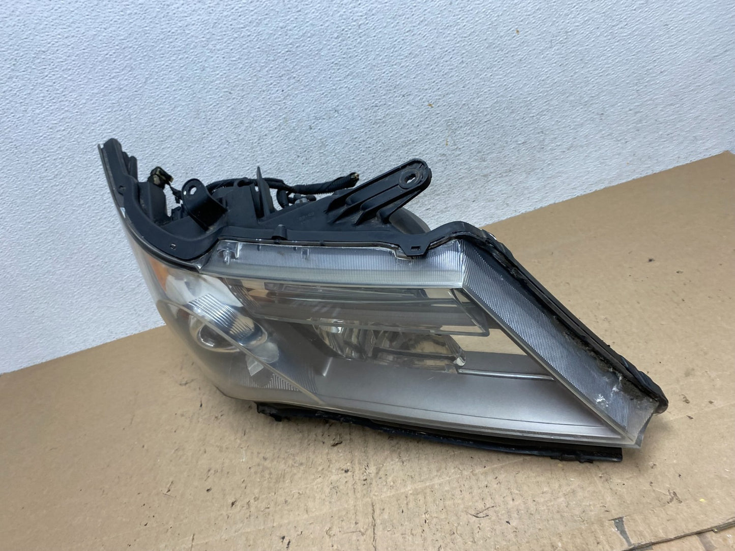 2007 2008 2009 Acura MDX Headlight Xenon HID Right Passenger RH AE6608 DW1