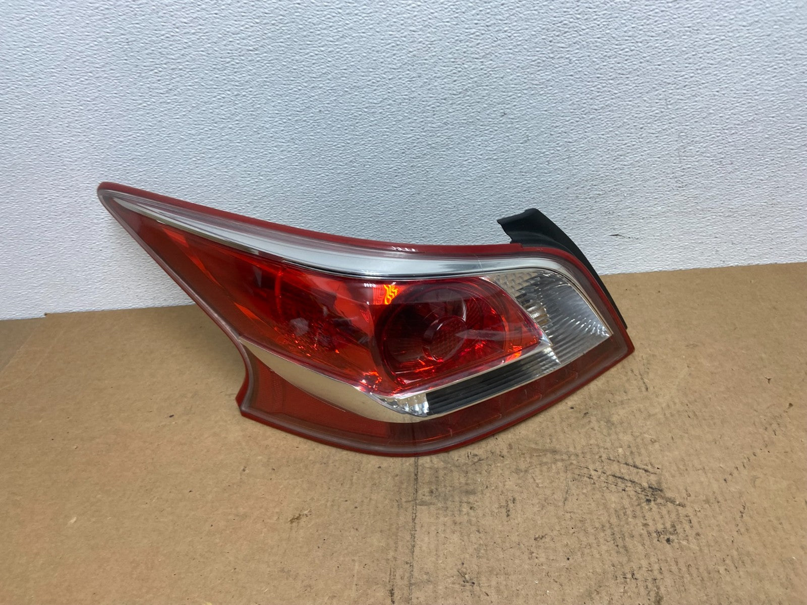 2013 2014 2015 Nissan Altima Left Driver LH Side Tail Light OEM AC3159 DW0