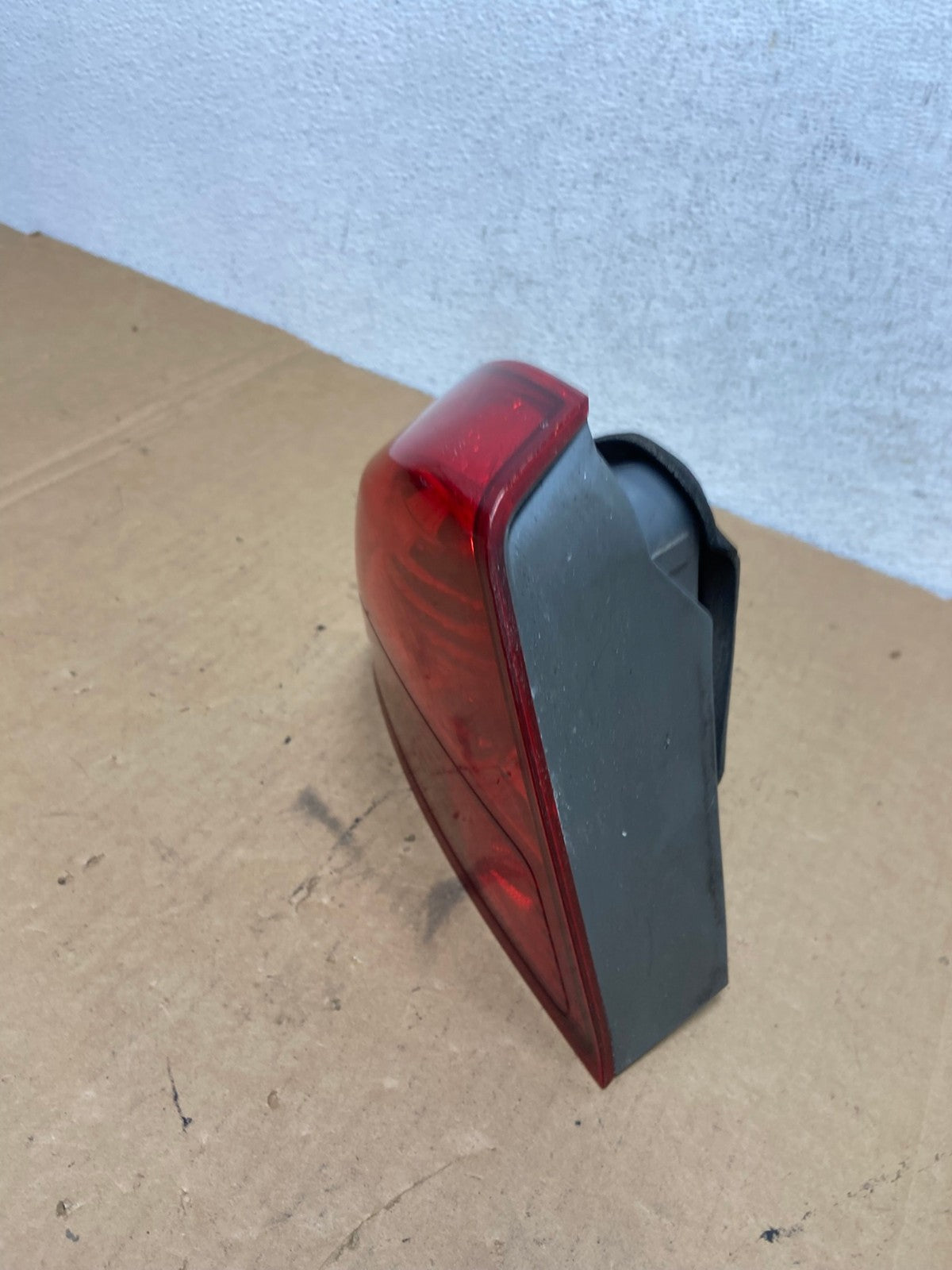 2003 2004 2005 Honda Civic Sedan Left Driver LH Side Tail Light AD2733 LK1