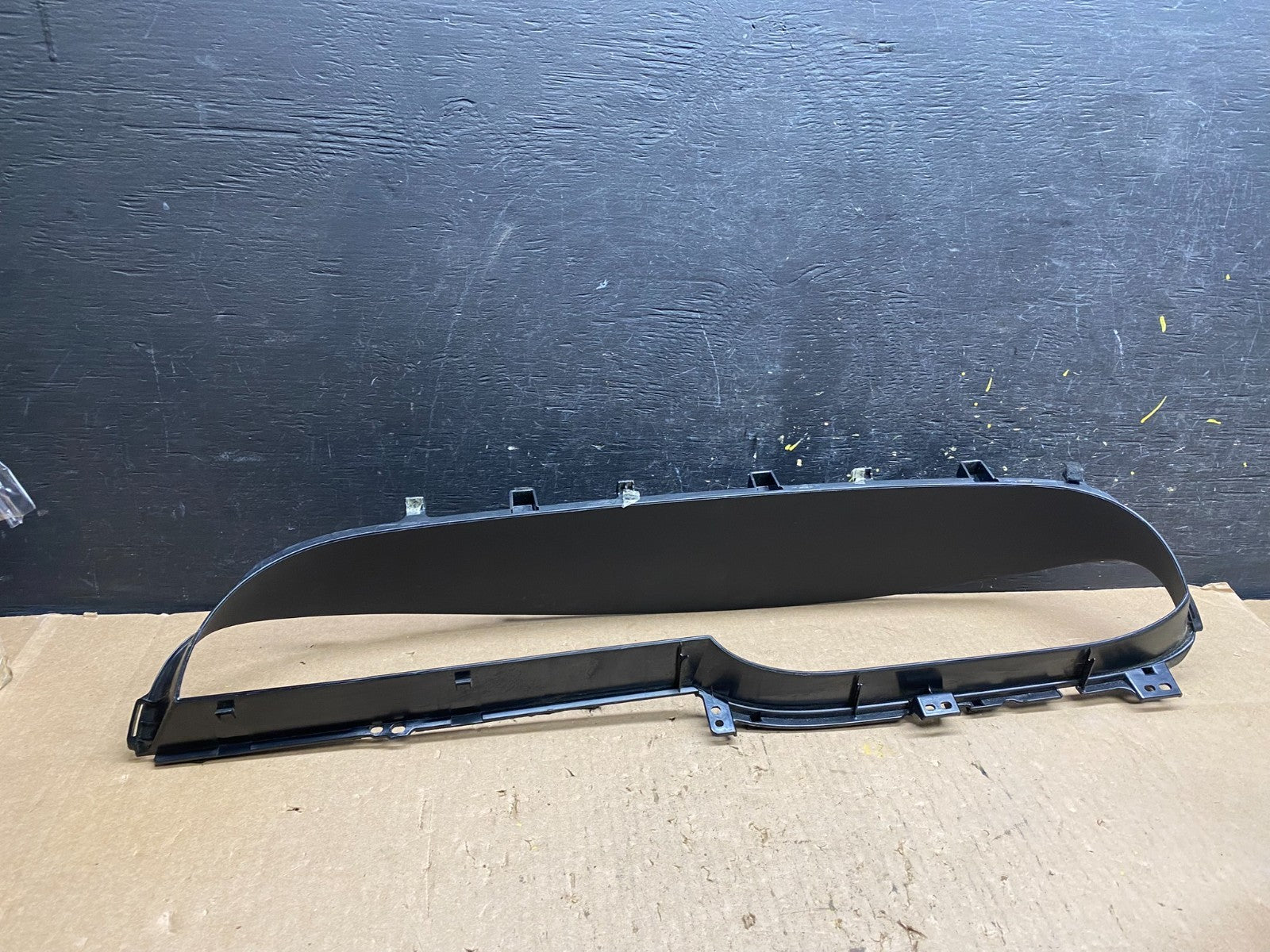 2005 to 2010 Toyota Avalon Cluster Speedometer Instrument Bezel T5805 DG5