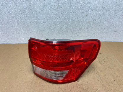 2011-2013 Jeep Grand Cherokee Right Passenger Side Rh Tail Light AD1333 LK0