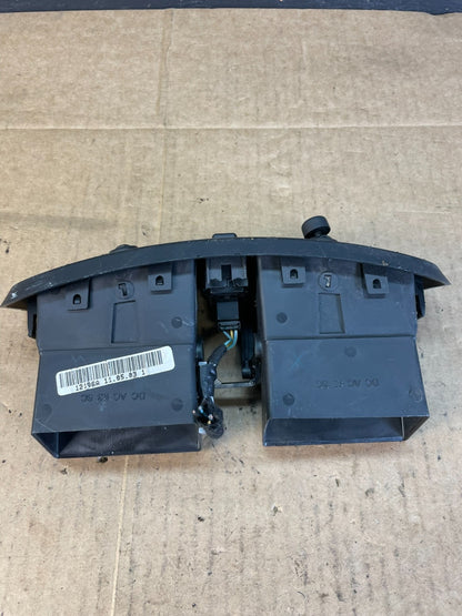 2004 to 2009 Cadillac SRX Front Center Dash A/C Air Vent AC5218 DG7