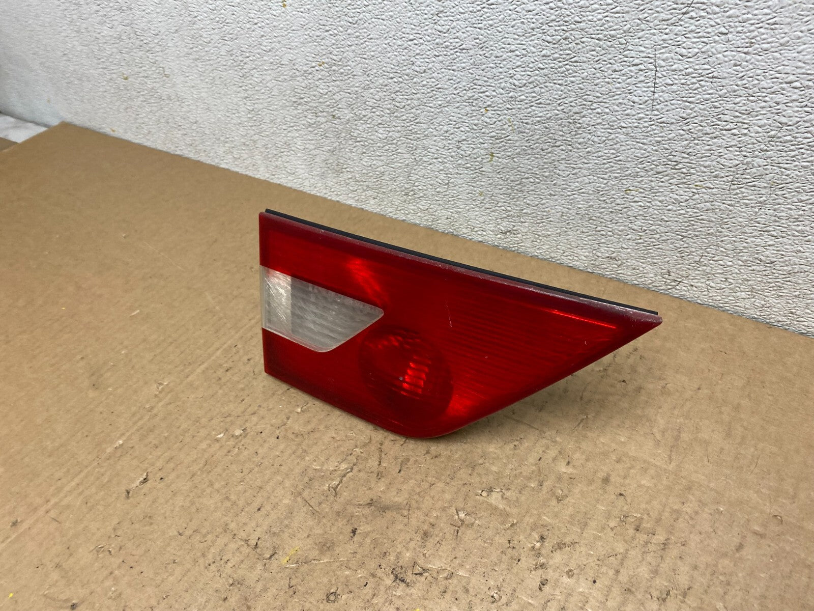 2004 2005 2006 Bmw X3 Left Driver Lh Inner Tail Light OEM L8605 DW1