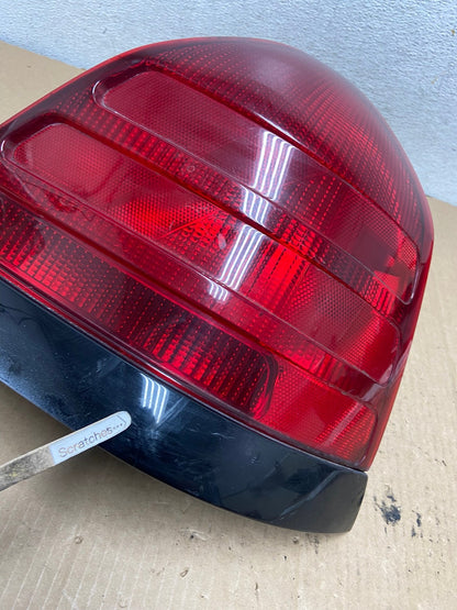 2003-2011 Ford Crown Victoria Right Passenger Rh Side Tail Light AG2064 LK3