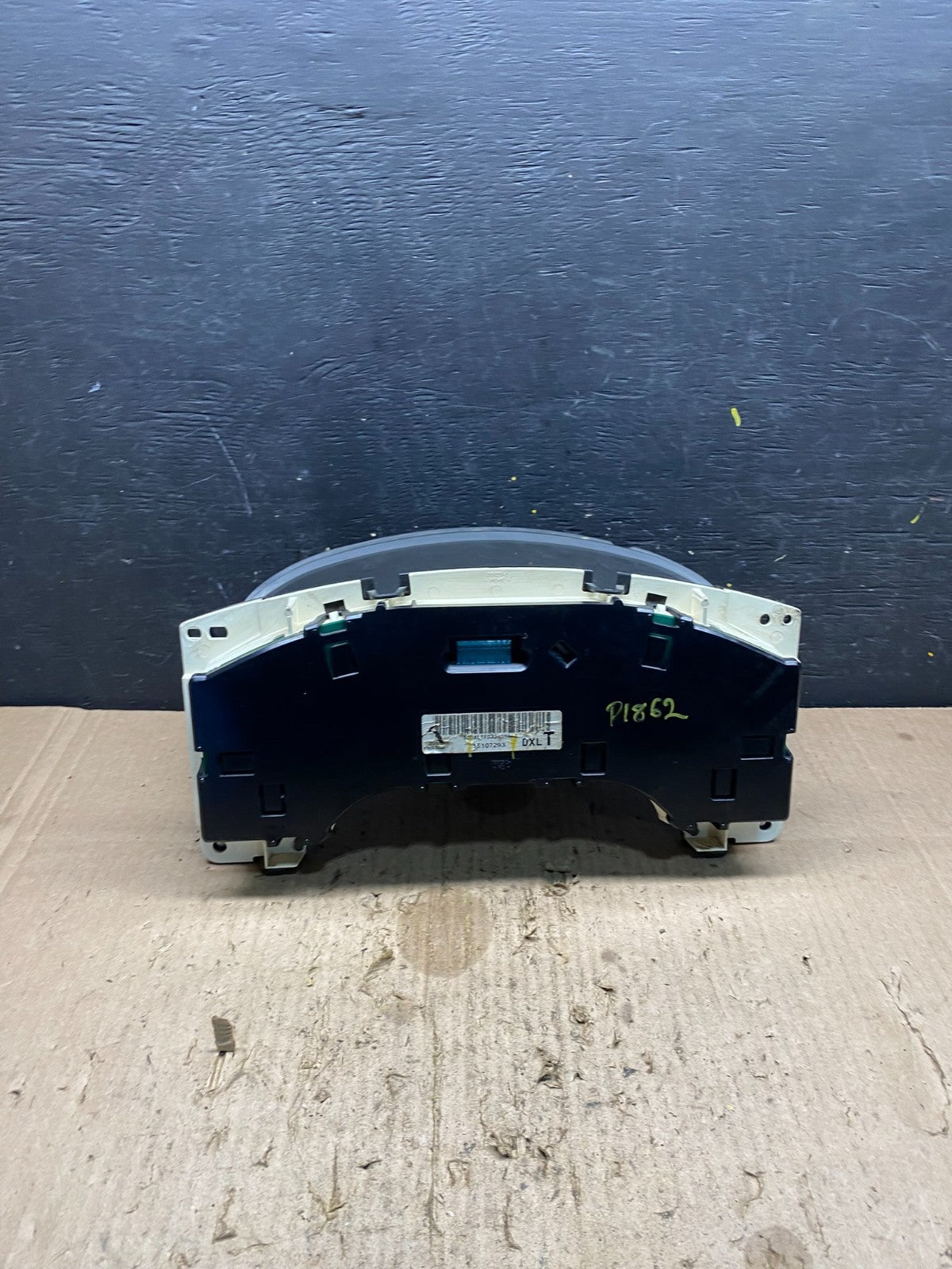 2004 to 2007 Chevrolet Express Speedometer Cluster Gauge OEM P1862 DG4