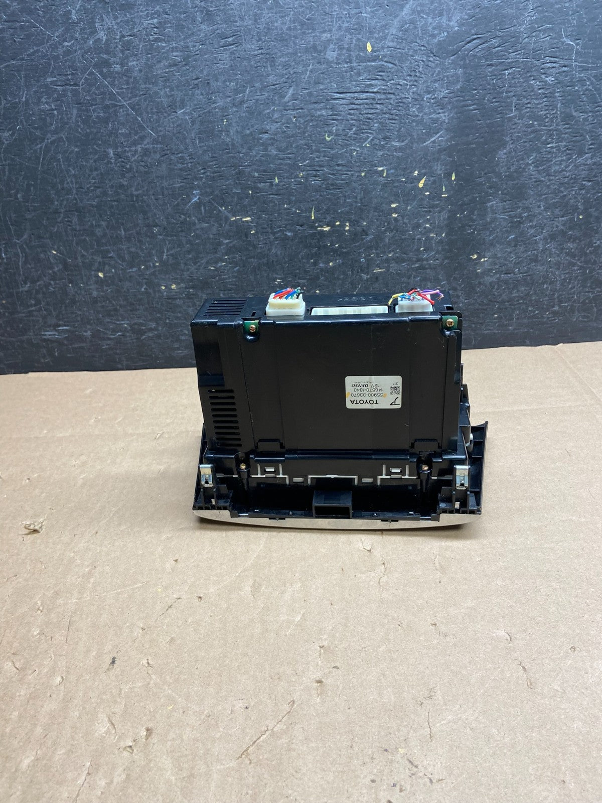 2004 - 2006 Lexus ES330 Center Dash A/C AC Heater Climate Control Unit AI6339 DG3