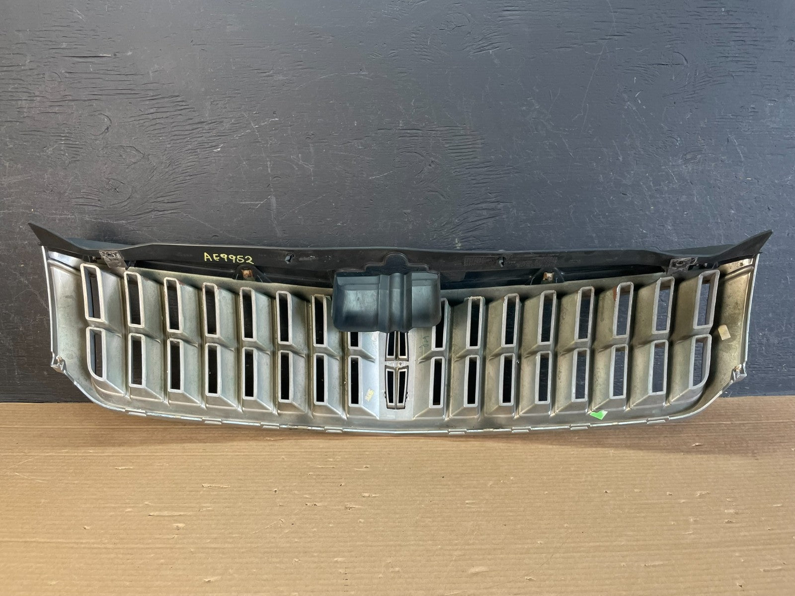 2006 to 2009 Lincoln Zephyr Mkz Chrome Front Upper Grill Grille AE9952 DG3