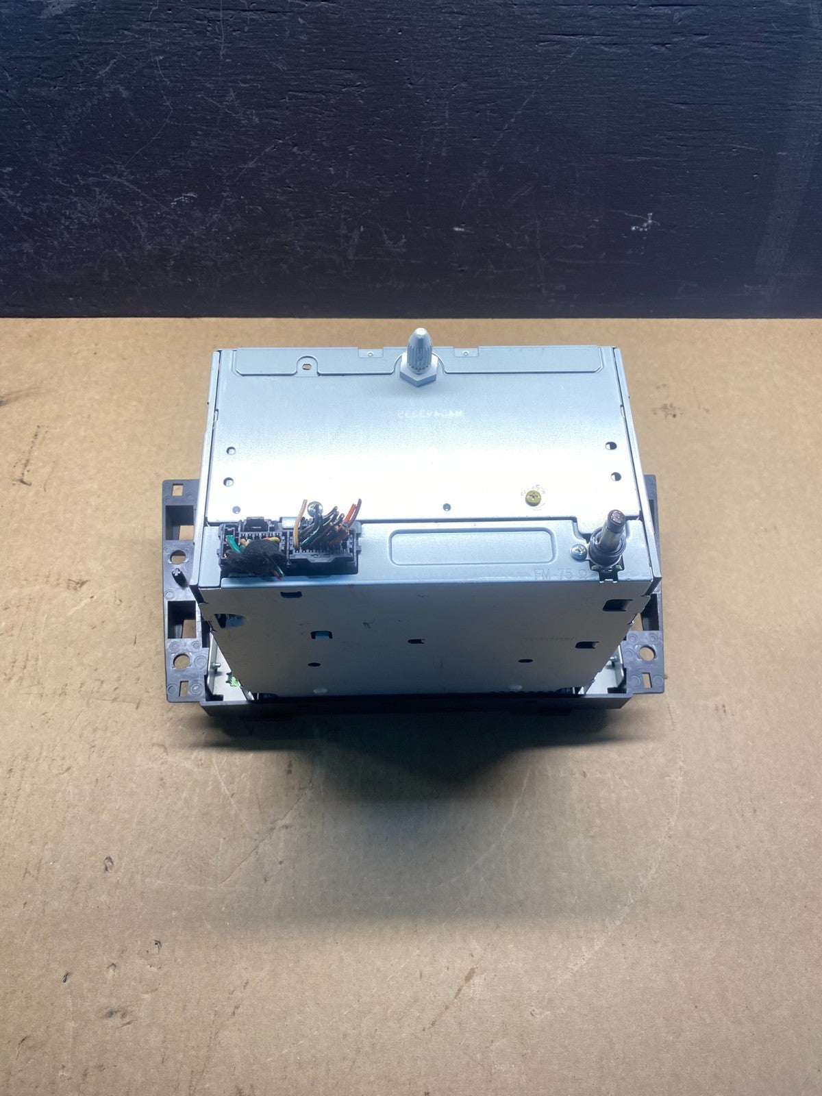 2006 to 2009 Cadillac DTS SRX Stereo Radio 6Cd Mp3 Player ac7077 DG5