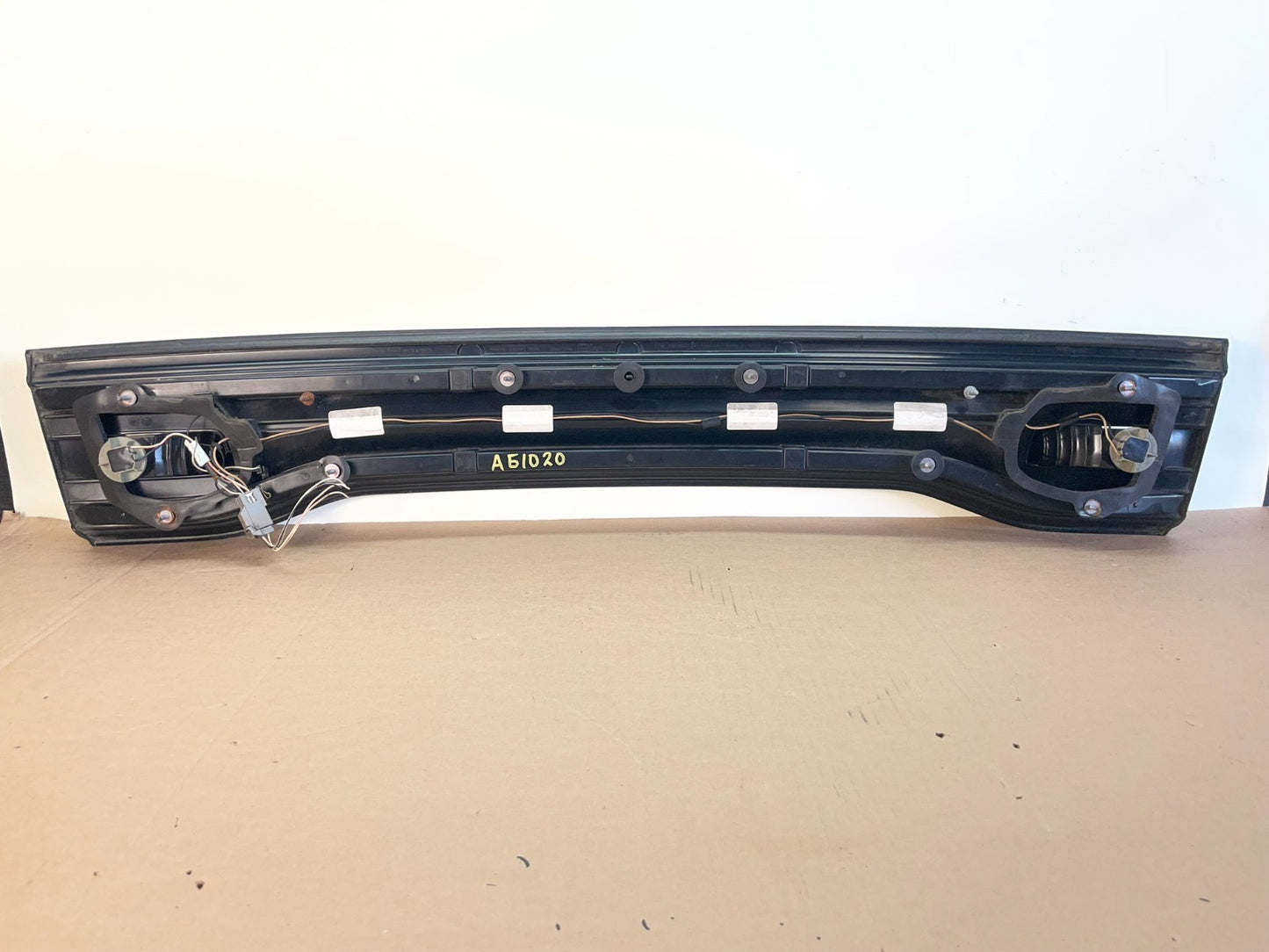 2011 to 2014 Dodge Charger Center Trunk Tail Light Lamp Lid Panel AG1020 DG7