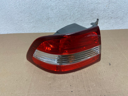 2000 2001 Lexus ES300 Outer Left Driver Lh Side Tail Light AE4937 LK0