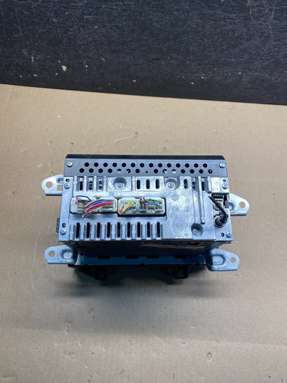 2009 to 2010 Toyota Corolla Matrix Radio AM/FM CD Player ai7383 DG5