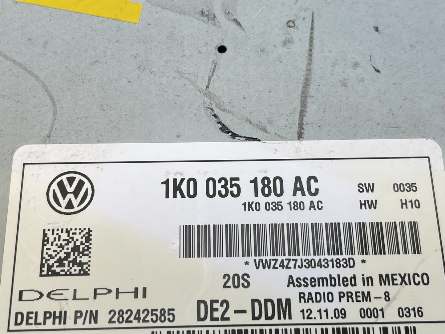 2011 to 2015 Volkswagen Passat Jetta Radio CD Player AM/FM Media ag0805 DG8