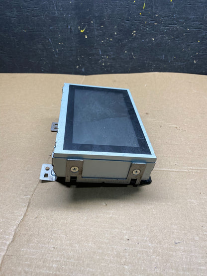 2011-2013 Nissan Pathfinder Radio Display Information Navigation Screen Q9444 DG1