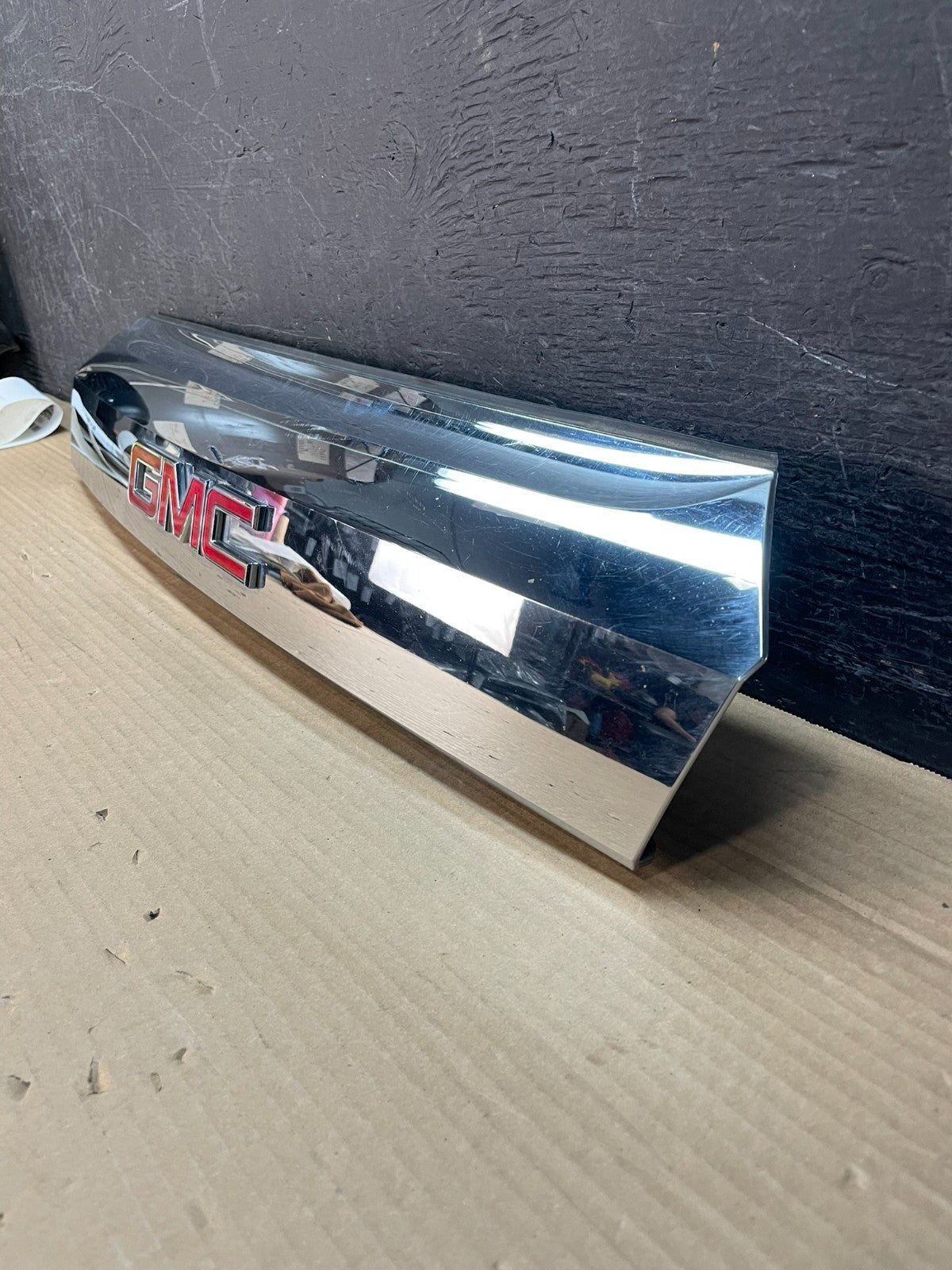 2010-2015 Gmc Terrain Lift Gate Handle Trim Back Up Camera Chrome Panel ae99311