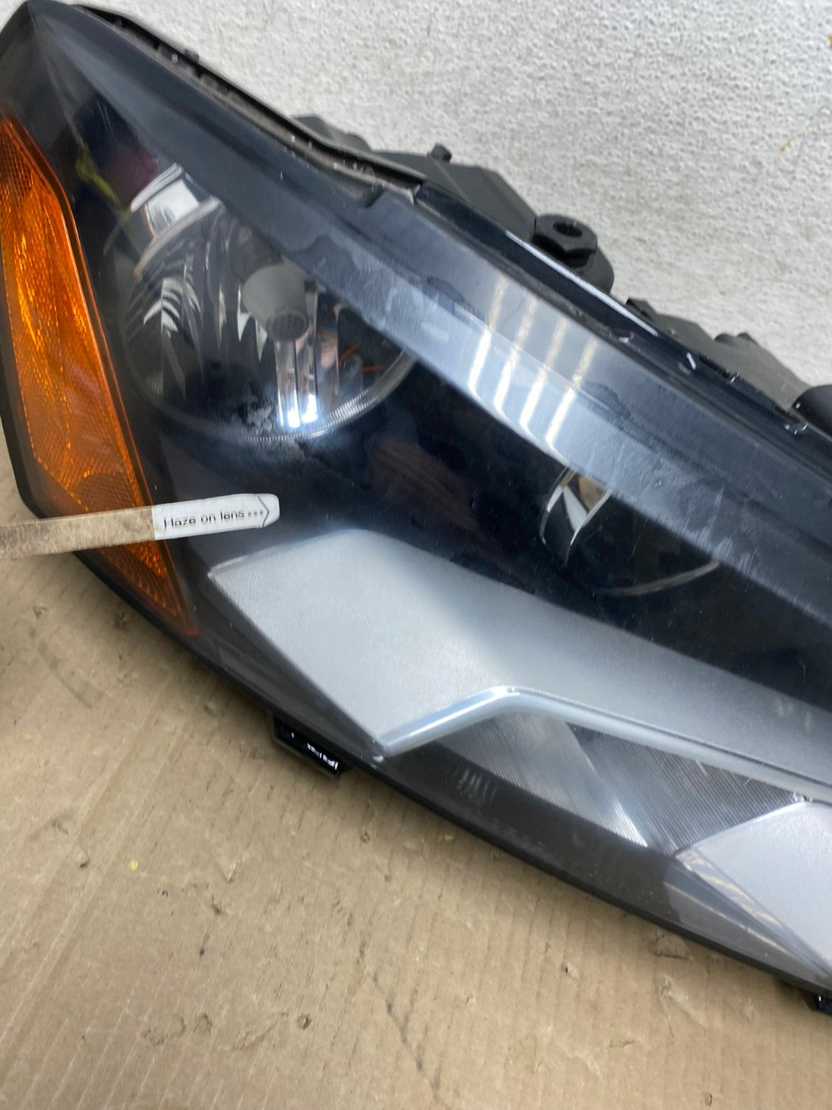 2012-2015 Volkswagen Passat Right Passenger RH Halogen Headlight DEPO AE9531 LK4