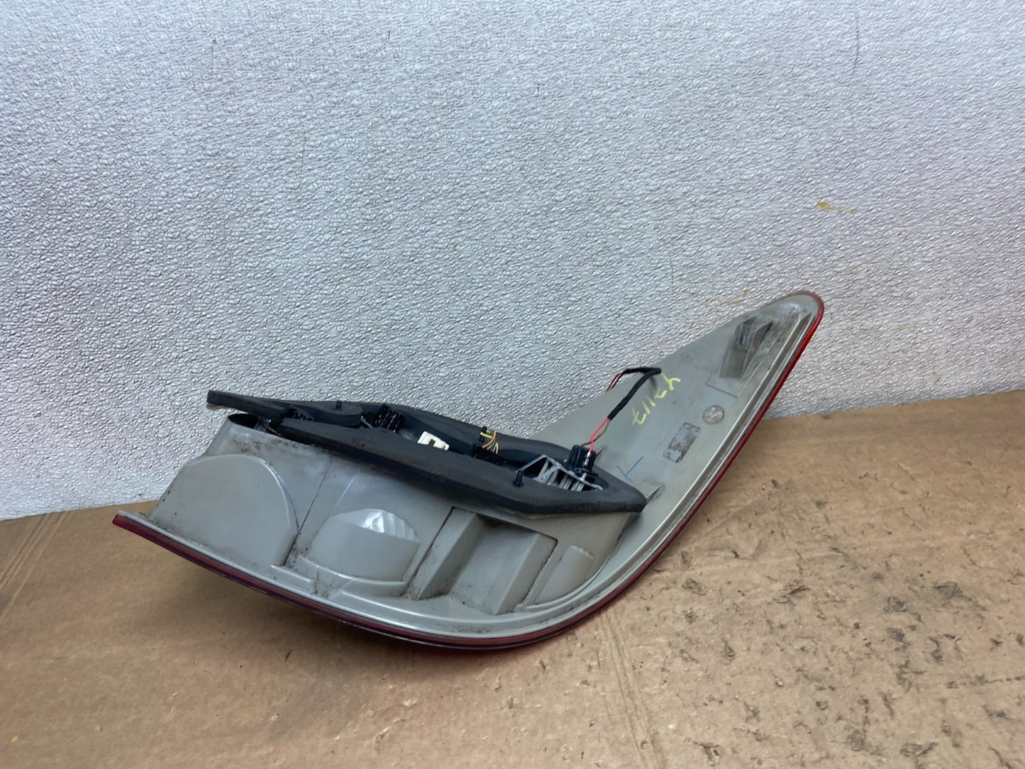 2006 - 2010 Mercedes W251 R-CLASS Right Passenger RH Side Tail Light Y7117 DW3