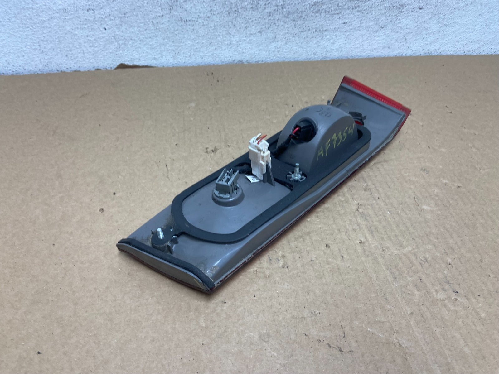 1997 1998 1999 Toyota Camry Tail Light Inner Right Passenger AF7354 DW6
