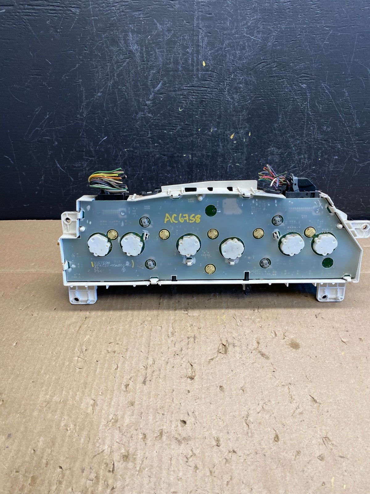 2006 Ford E350 Gauge Speedometer Cluster ac6758 DG4