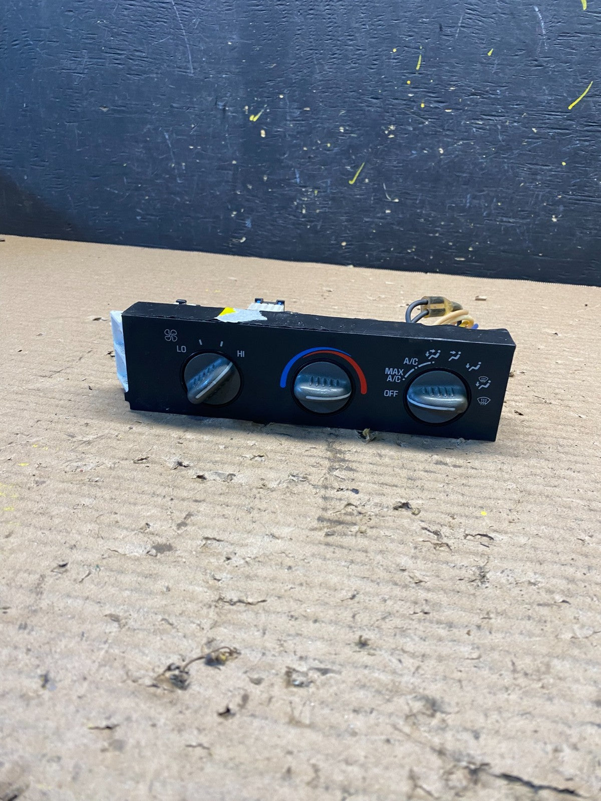 2001 - 2007 GMC Chevrolet Express 1500 Climate Control A/C S3106 DG0