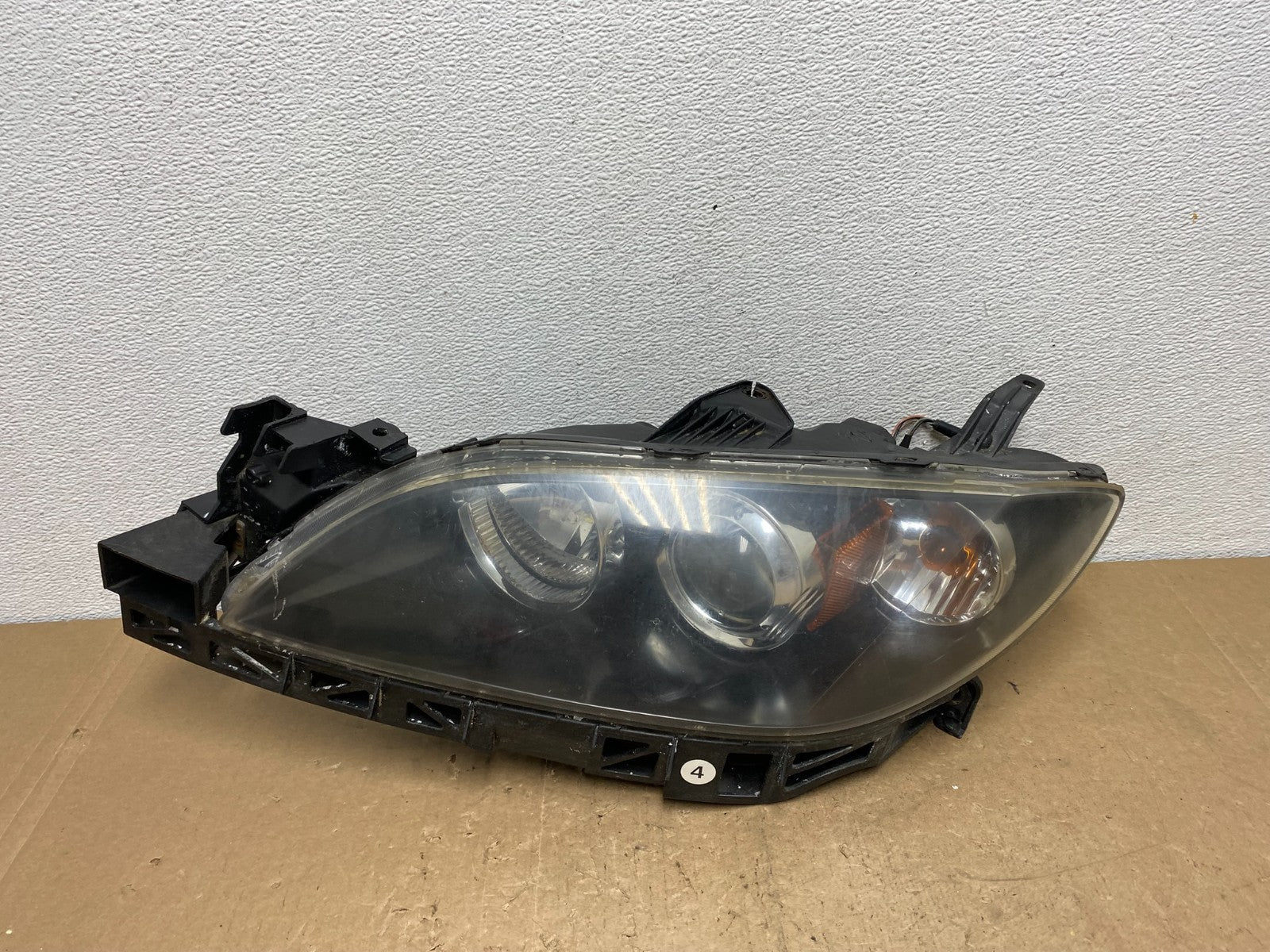 2004 to 2009 Mazda 3 Sedan Left Driver LH Side Headlight AC5973 DW0