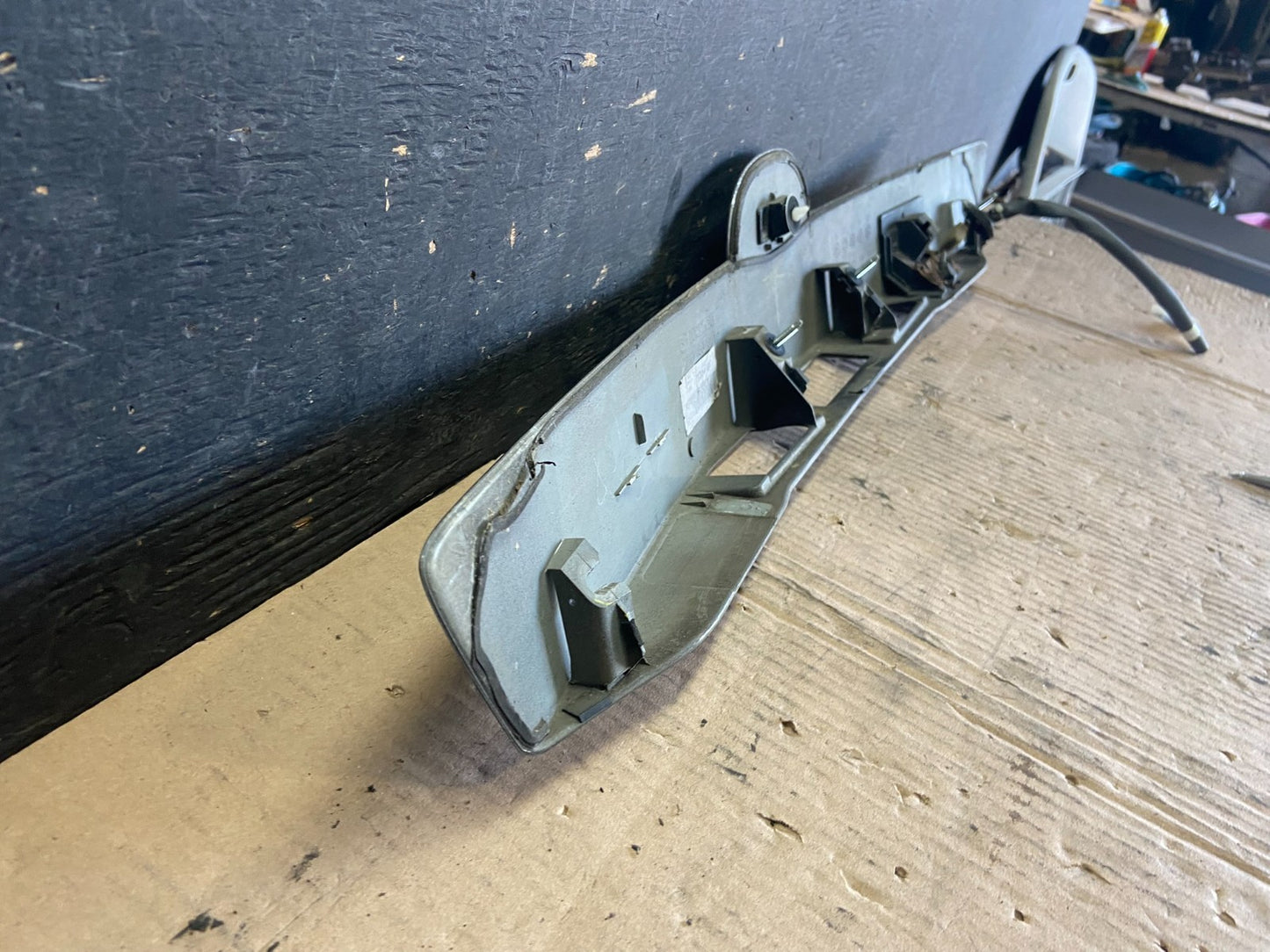 2007-2014 Mazda CX-9 Trunk Lid Garnish Panel Molding Trim Backup Camera P8634 DG9