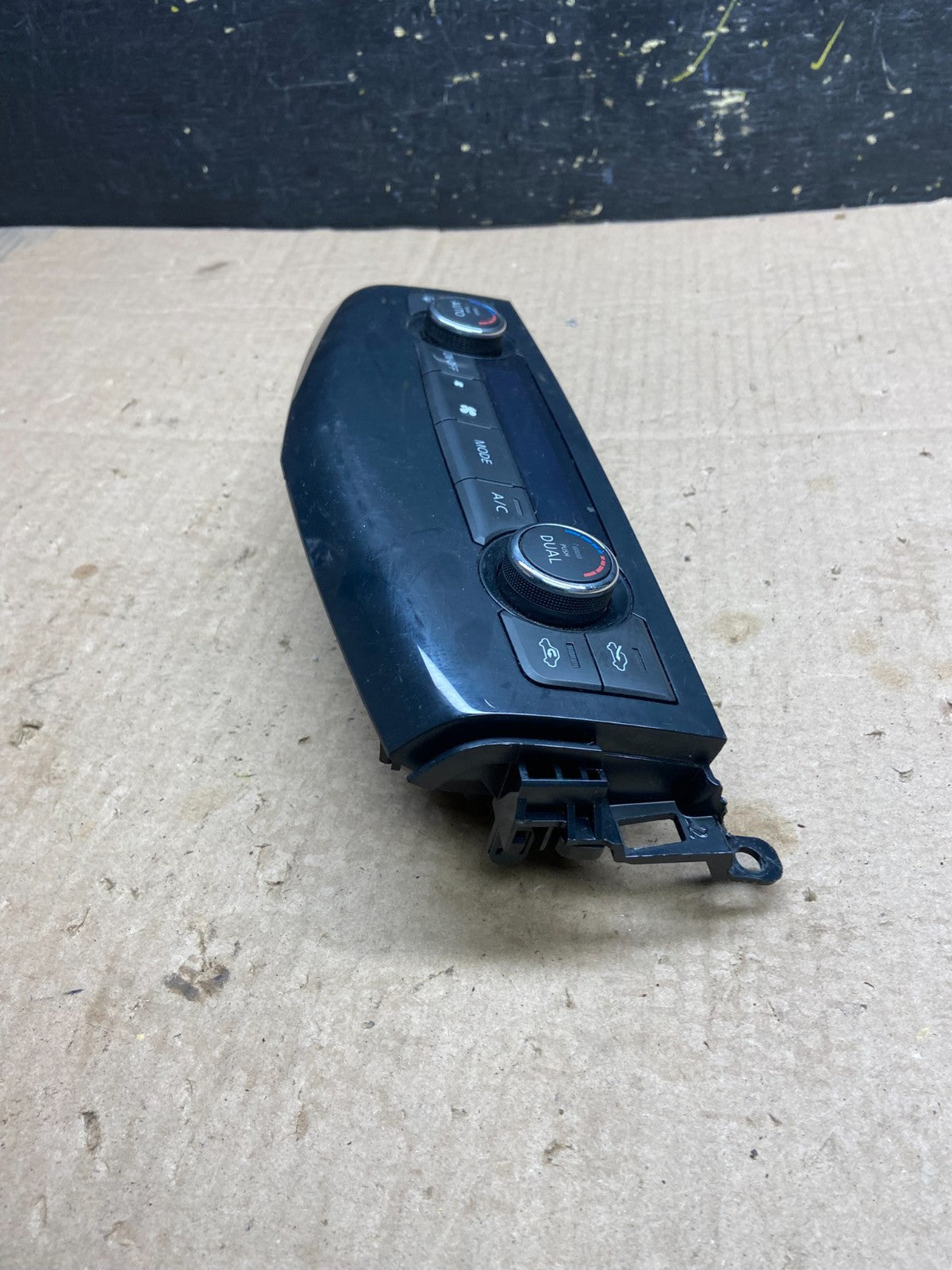 2013 2014 2015 Nissan Altima A/C Temperature Climate Control Z0205 DG2