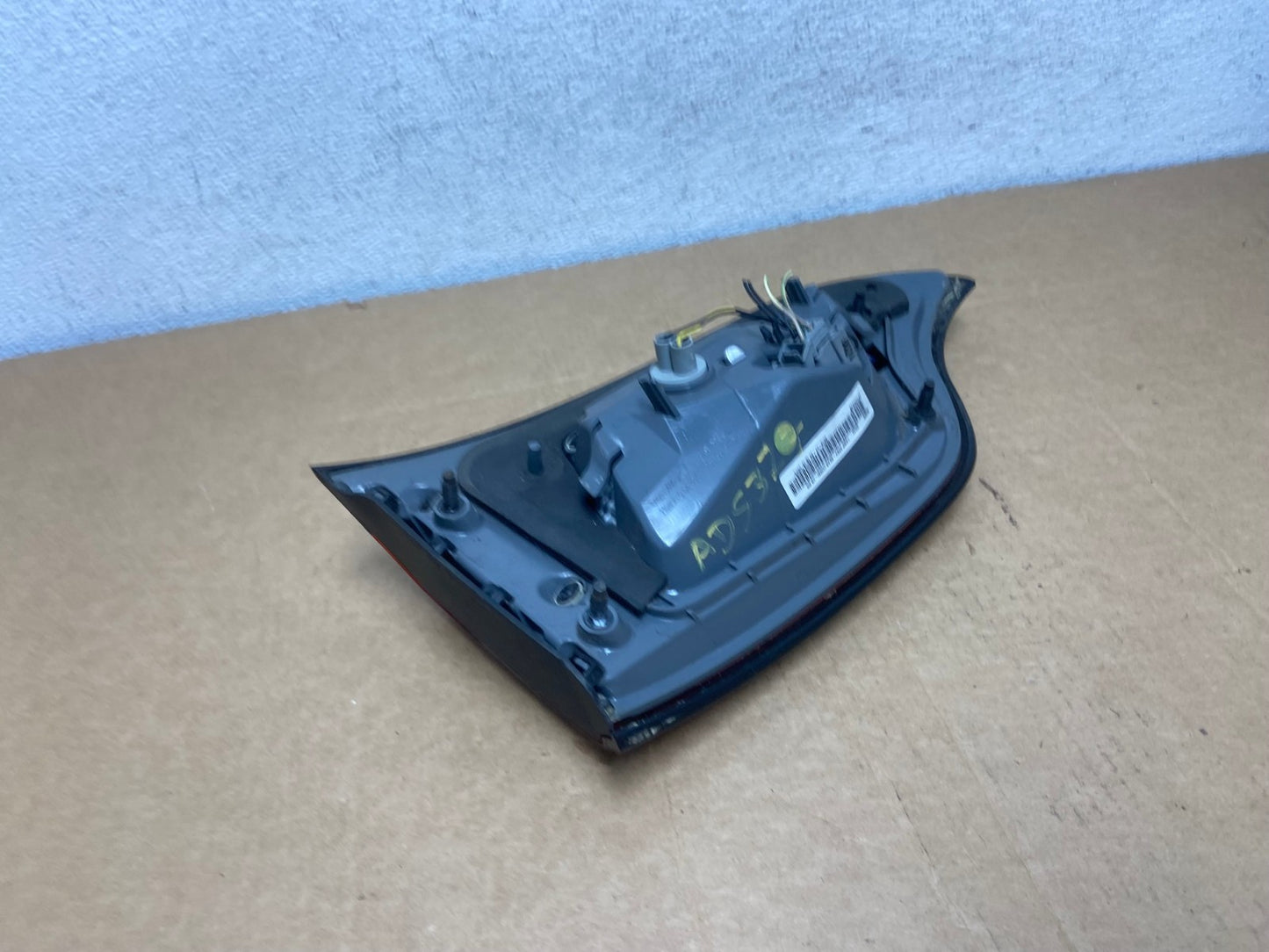 2014 to 2018 Jeep Cherokee Right Passenger Rh Inner Tail Light AD5327 LK4