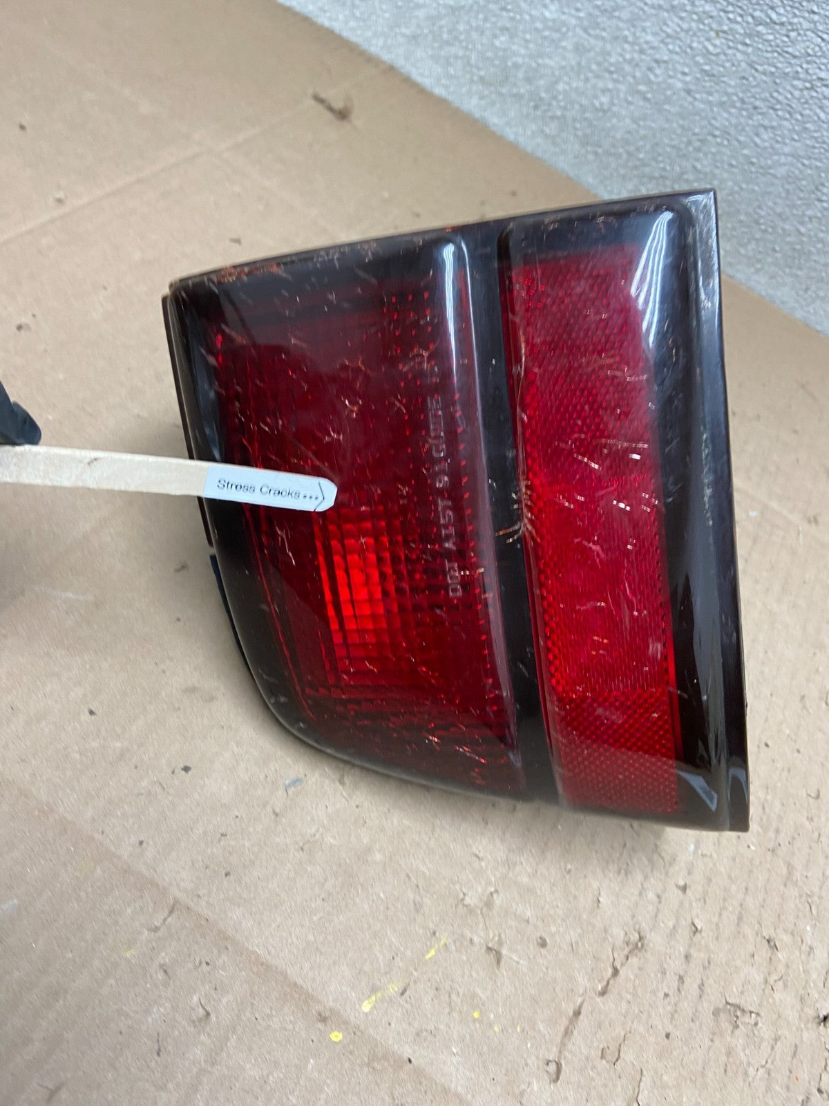 1991 - 1994 Chevrolet Cavalier Left Driver LH Side Tail Light Oem Y2633 DW3