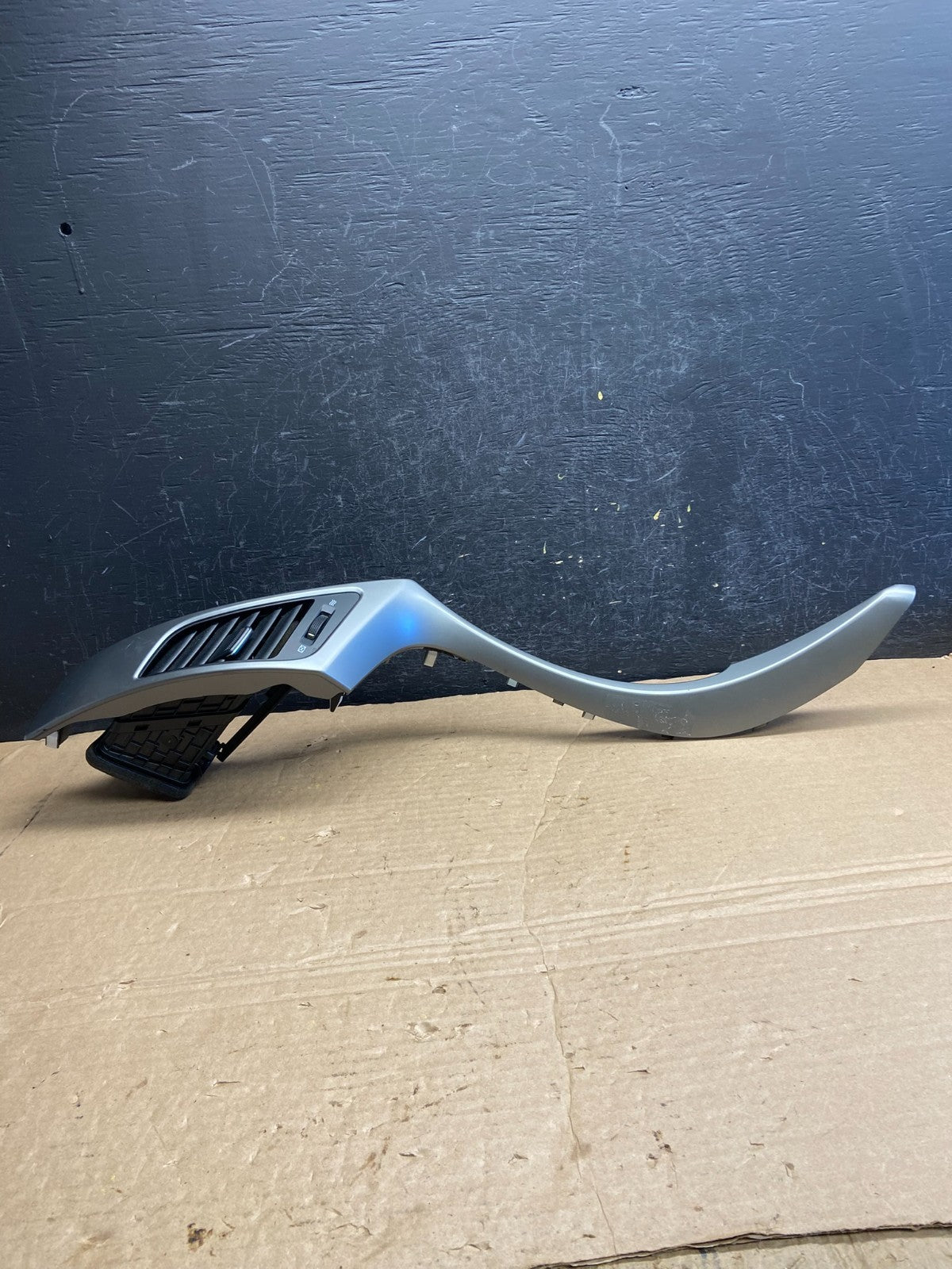 2013 to 2017 Hyundai Elantra GT Dashboard Left Air Vent AF2011 DW0