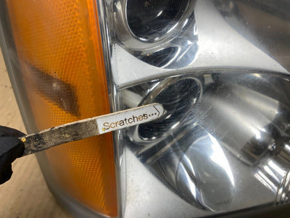 2004 to 2009 Cadillac SRX Right Passenger RH Side Xenon Headlight AH3070 DW3