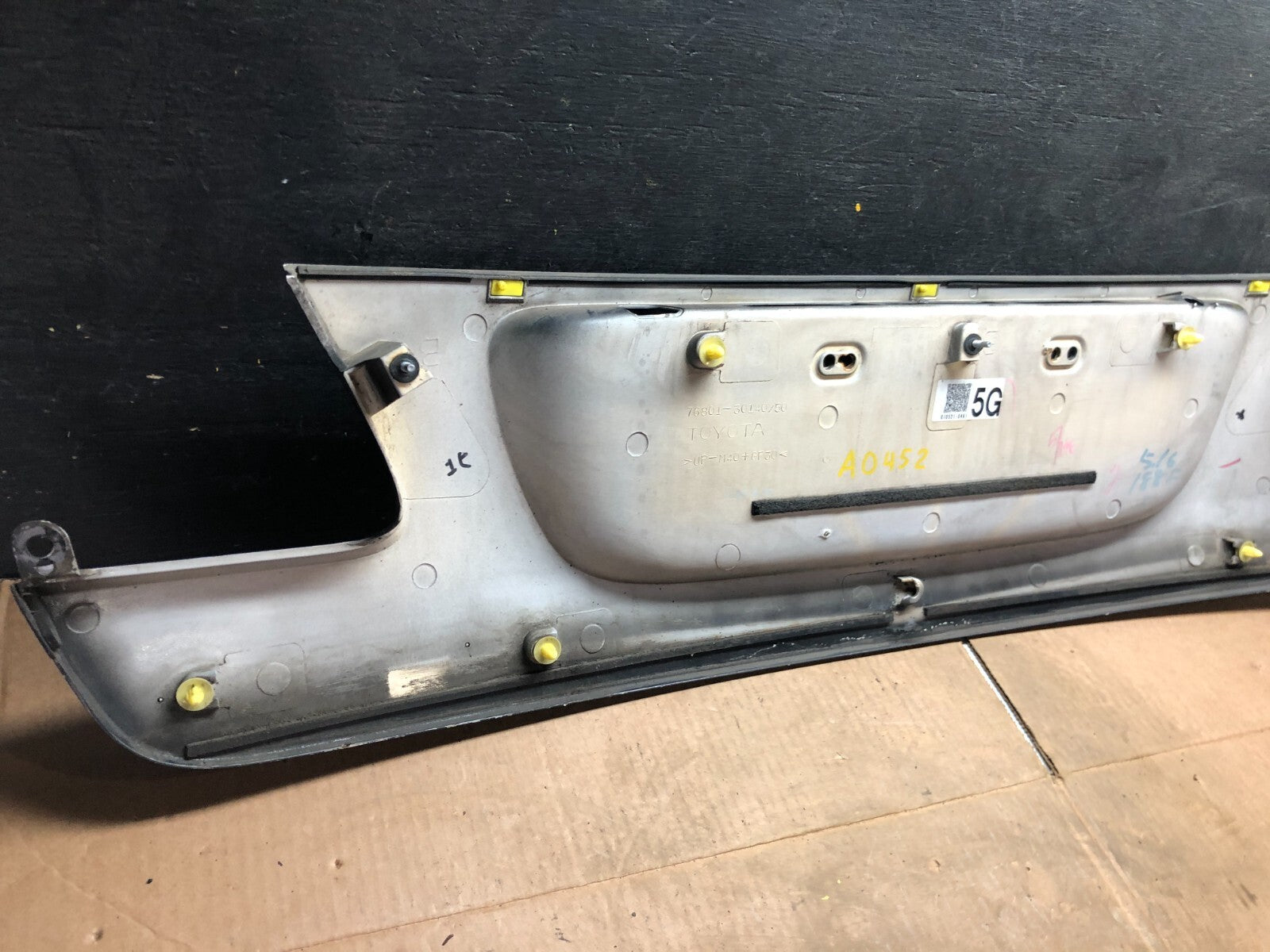 2007 to 2011 Lexus GS350 Trunk License Plate Trim Panel Cover 76801-30140 A04525