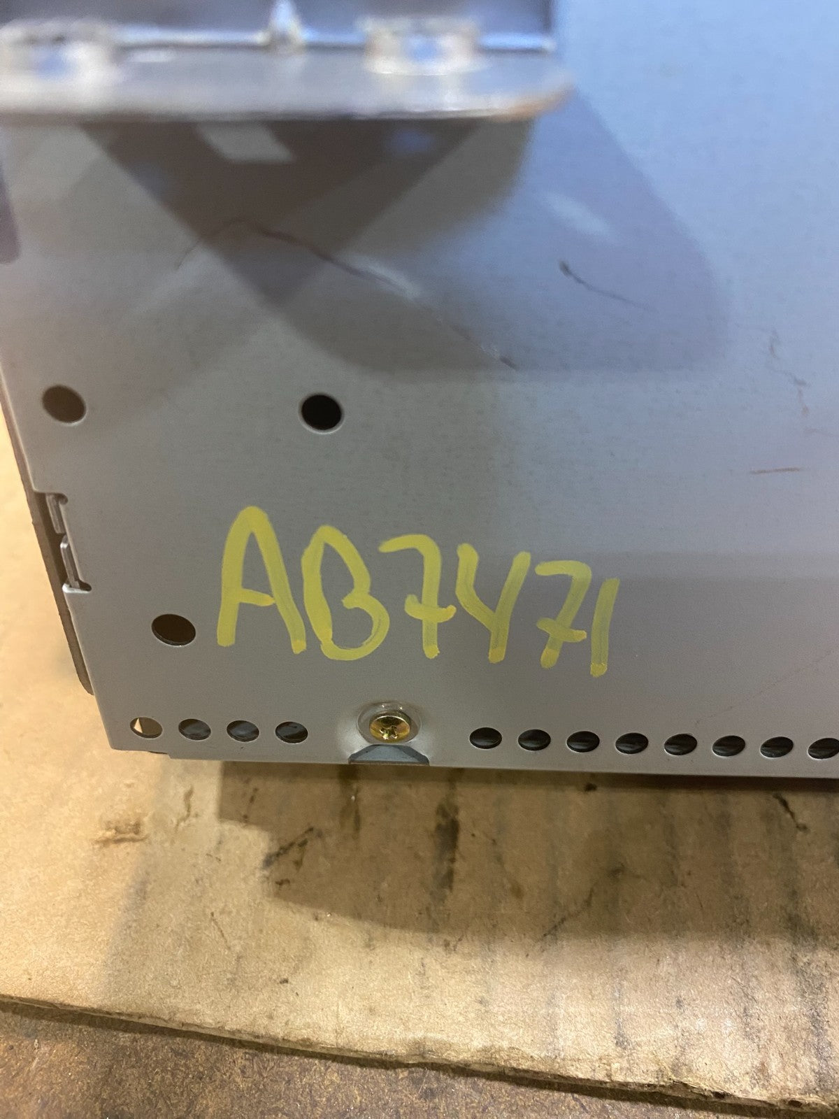 2004 - 2005 Nissan Maxima Screen Radio CD Navigation AB7471  DG6