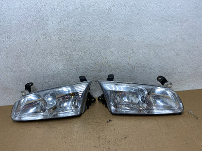 2000 to 2001 Toyota Camry Front Left+Right Side Headlights AI3654 DW0